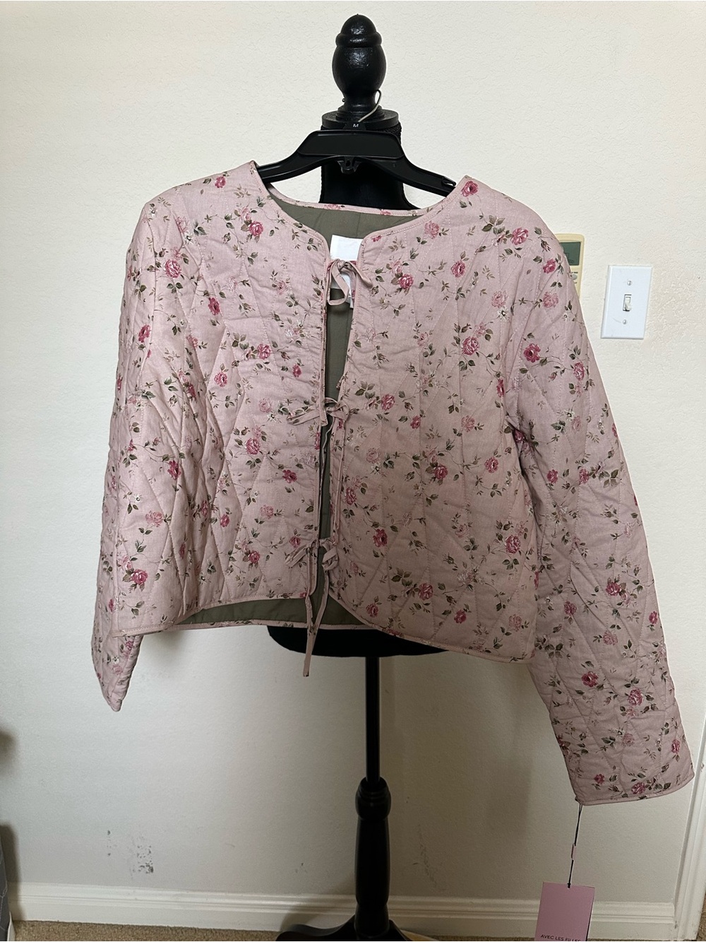 Avec Les Filles Quilted Floral Tie-Front Jacket - Light Pink. Size X-Large. NWT - Picture 2 of 13
